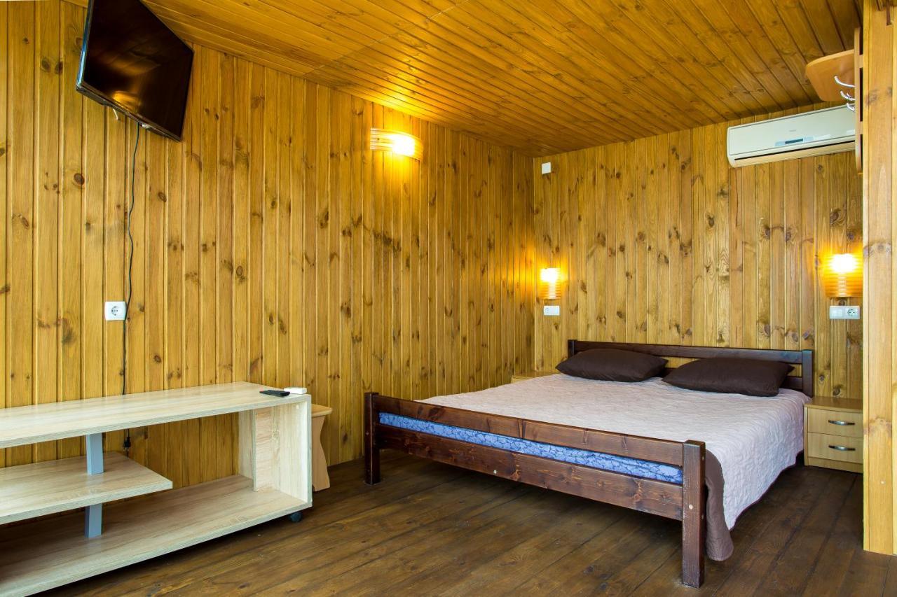Hotel Б/О Pina Colada Otschakiw Exterior foto