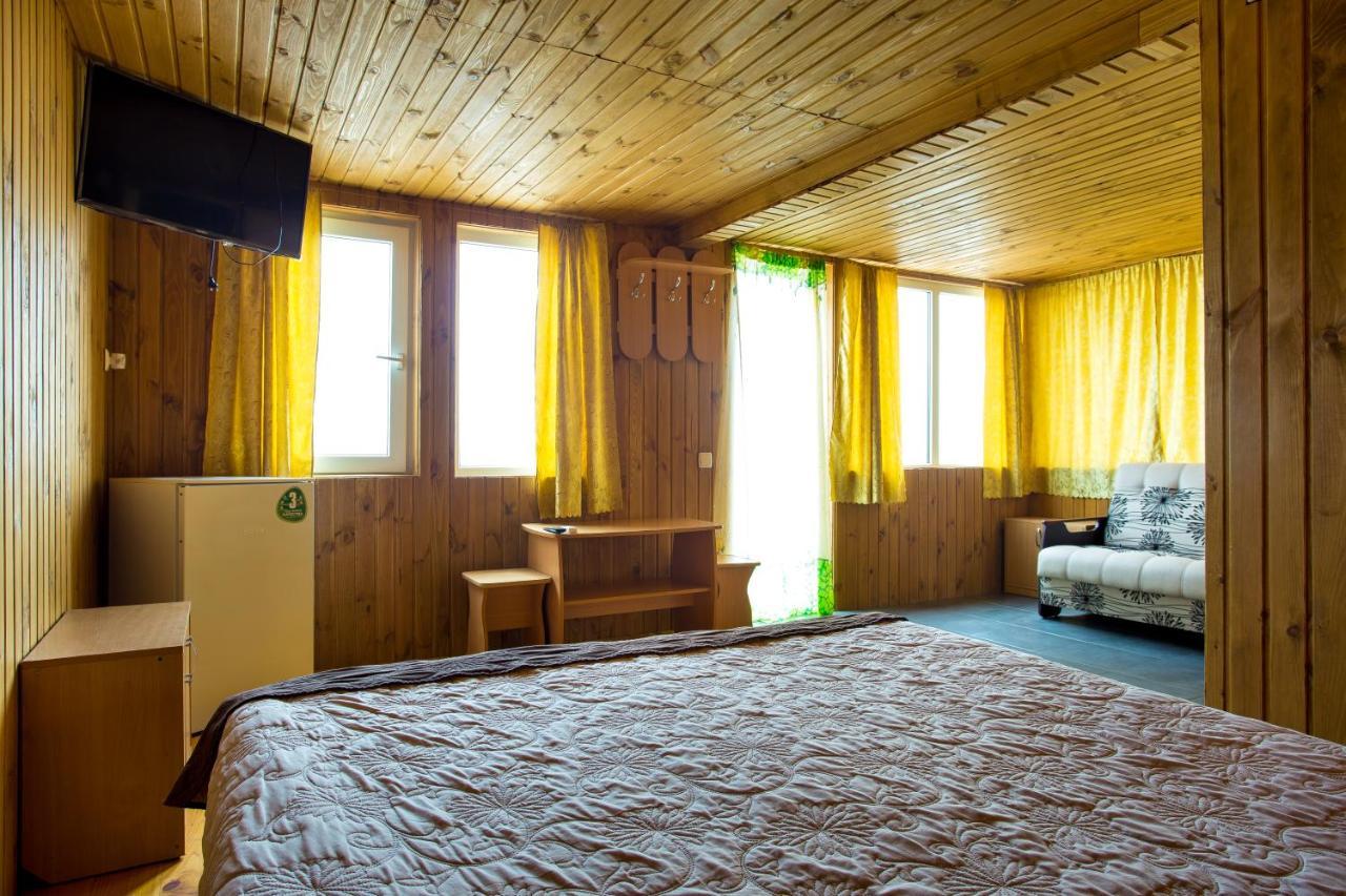 Hotel Б/О Pina Colada Otschakiw Exterior foto